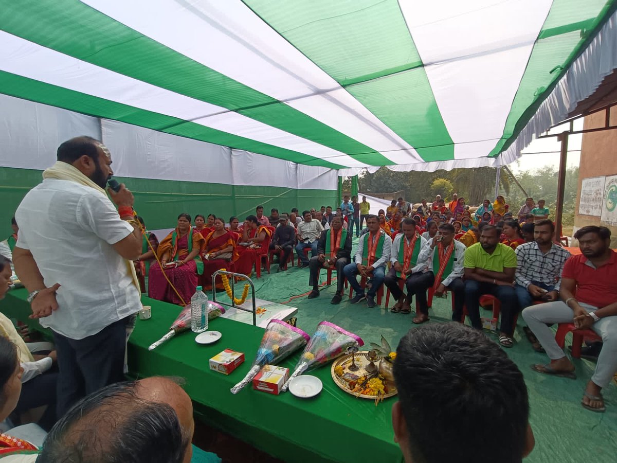 Bapu4Talcher's tweet photo. ଗତକାଲି କଣ୍ଢାଳ ପ୍ରାଥମିକ କୃଷି ସେବା ସମବାୟ ସମିତି ଲିଃ ପକ୍ଷରୁ ଧାନମଣ୍ଡିର ଶୁଭ ଉଦଘାଟନ ଉତ୍ସବରେ ମୁଖ୍ୟ ଅତିଥି ଭାବେ ଯୋଗଦେଲି ତଥା ସମ୍ମାନୀତ ଅତିଥି ଭାବେ ଅନୁଗୋଳ ସଂଯୁକ୍ତ କେନ୍ଦ୍ର ସମବାୟ ବ୍ୟାଙ୍କର ସଭାପତି ଶ୍ରୀଯୁକ୍ତ ସନ୍ତୋଷ କୁମାର ପ୍ରଧାନ, ୧୯ ନଂ ଜୋନ ଜିଲ୍ଲା ପରିଷଦ ଶ୍ରୀଯୁକ୍ତ ବଭ୍ରୁ ପ୍ରସାଦ ପତି ଯୋଗଦେଇଥିଲେ ।। https://t.co/PpVtdFS3ac