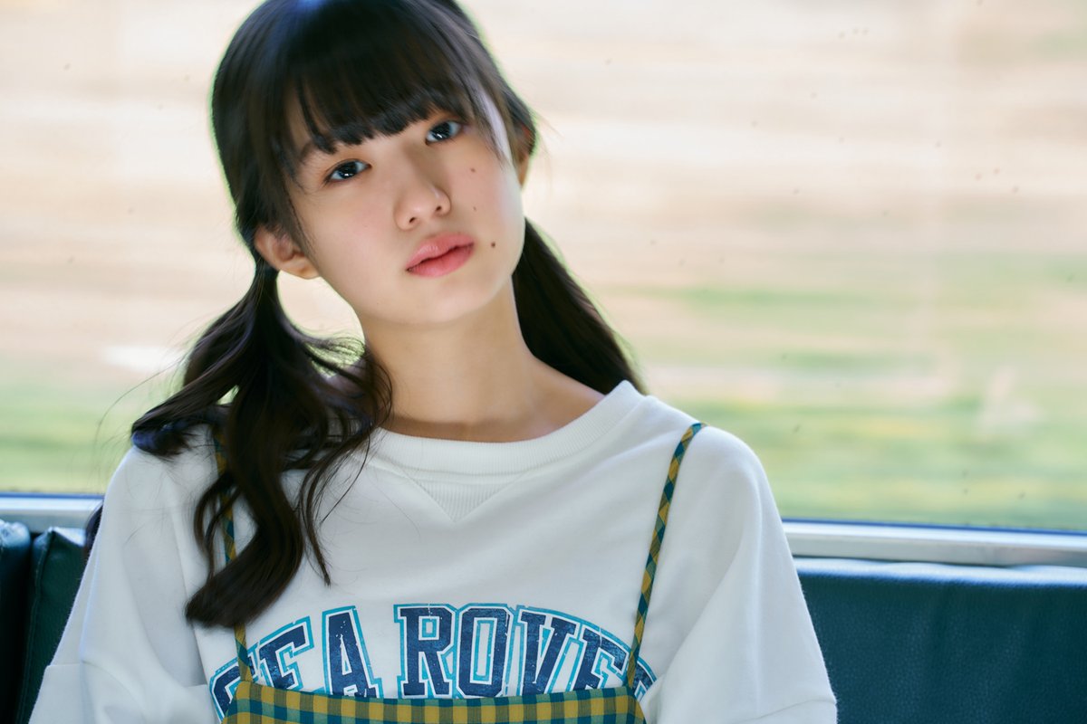 ebichu_staff's tweet photo. 小久保柚乃１st写真集『#こくぼづかん』
3月21日発売決定！

撮影地は、台湾の南端に位置する墾丁、高雄、台北。
この1冊でいろんな小久保柚乃を網羅する。文字通り〝図鑑〟ようなが一冊が完成ました。
ぜひご期待ください🫶✨

#エビ中 #えびちゅう https://t.co/LSqIQmxu2Y