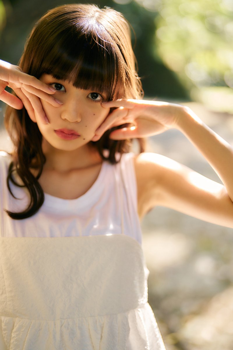 ebichu_staff's tweet photo. 小久保柚乃１st写真集『#こくぼづかん』
3月21日発売決定！

撮影地は、台湾の南端に位置する墾丁、高雄、台北。
この1冊でいろんな小久保柚乃を網羅する。文字通り〝図鑑〟ようなが一冊が完成ました。
ぜひご期待ください🫶✨

#エビ中 #えびちゅう https://t.co/LSqIQmxu2Y