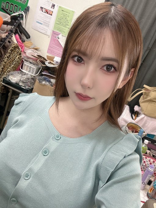 おはよ！！ 今日から仕事！🙆🏻&zwj;♀️✨ https://t.co/PVUDYiz5h4