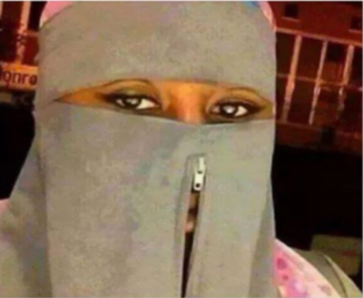 AzatAlsalim's tweet photo. Who said lsIamic countries could not produce anything? 

They attached a zipper to the veil so that their women could eat easily. https://t.co/XFfSWjxsYg