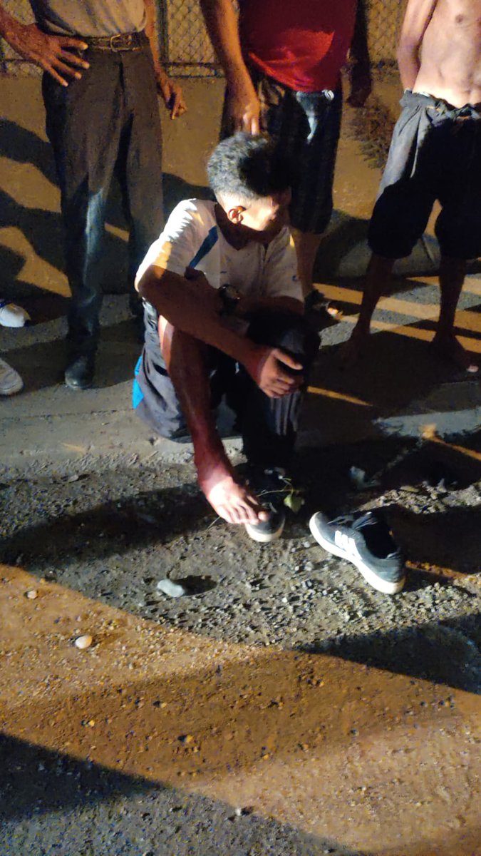 EmergenciasEc's tweet image. Noticias que alegran el día
Delincuentes  Iban a robar a una panadería pero no contaron con  que estaban los guardias de las empresas ahí comprando y le dieron bala..
Esto a la altura de Procarsa en Durán.