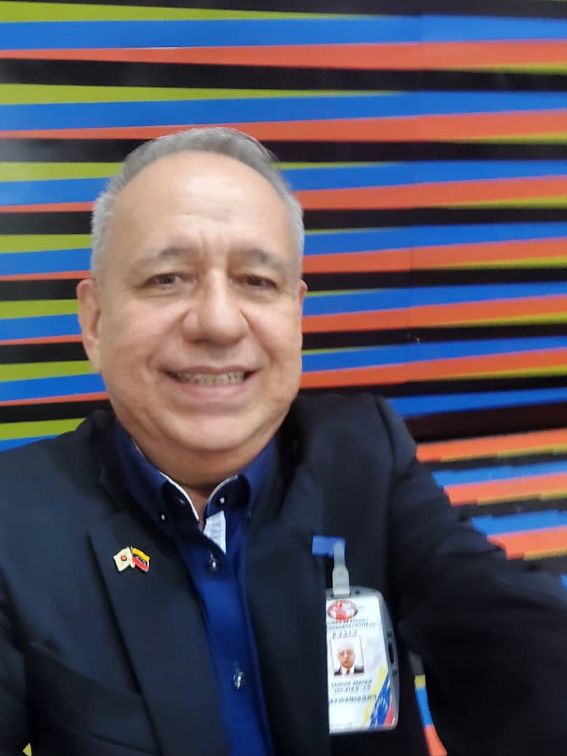 enriquemunoz3's tweet photo. Cada Venezolano puede promover nuestras pontencialidades de inversión e invitar a inversores del planeta, a través de medios y redes sociales, A que vengan al país más rentable, seguro y estable para su inversión.Este es el año de sinergia y cooperación sector público y privado. https://t.co/uFqMdi82GF