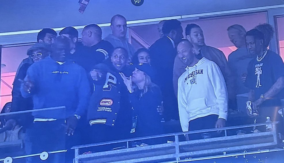 Look at all these illuminati puppets in the Michigan suite 🤡 #riggedsports