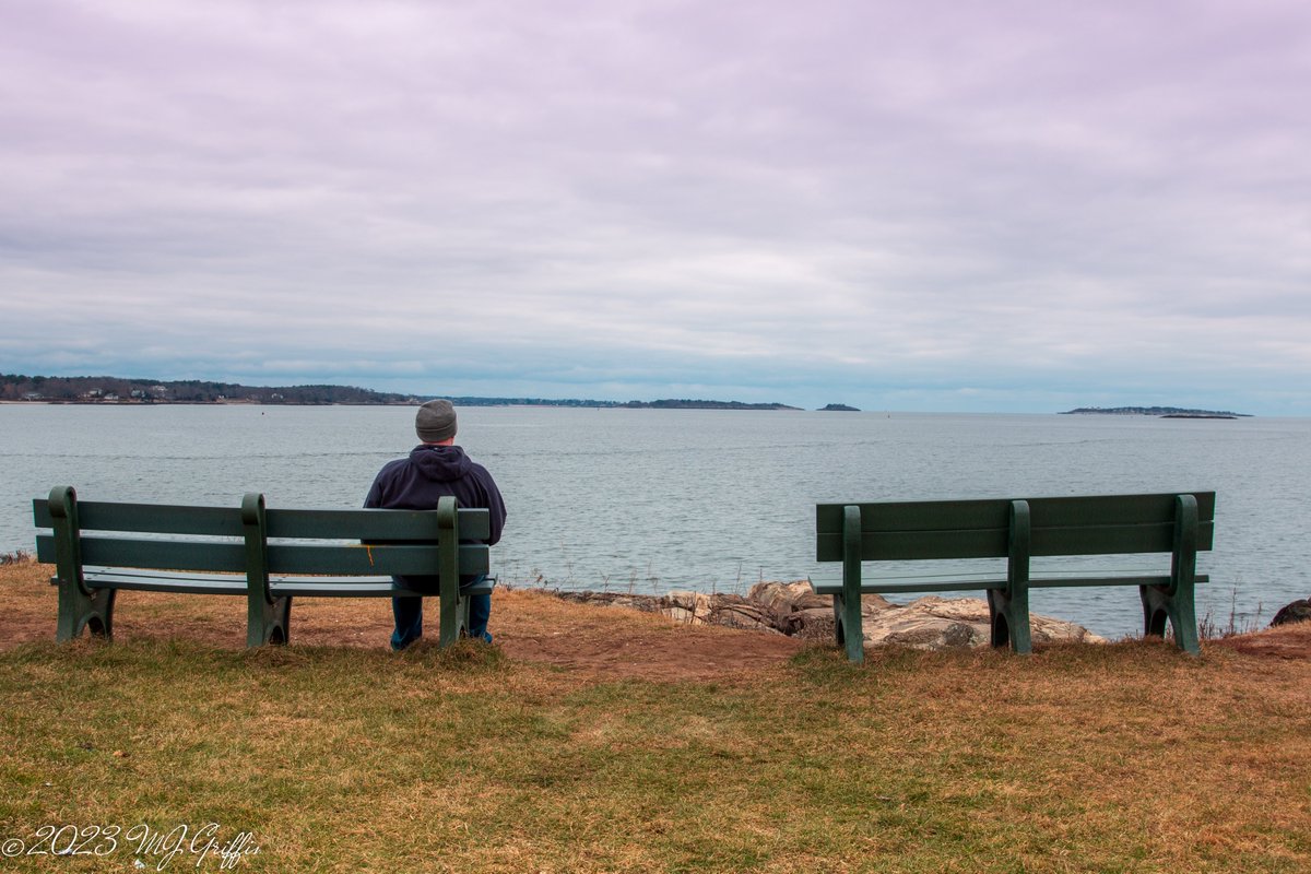 mjgriffinphotos's tweet photo. The last couple months I've been challenging myself to work with my camera.
To start the New Year I'm going to try the #52frames challenge, and take make a new image each week based on their prompts.
The first week is Self Portrait which obviously was outside my comfort zone. https://t.co/TDDld5VZkg