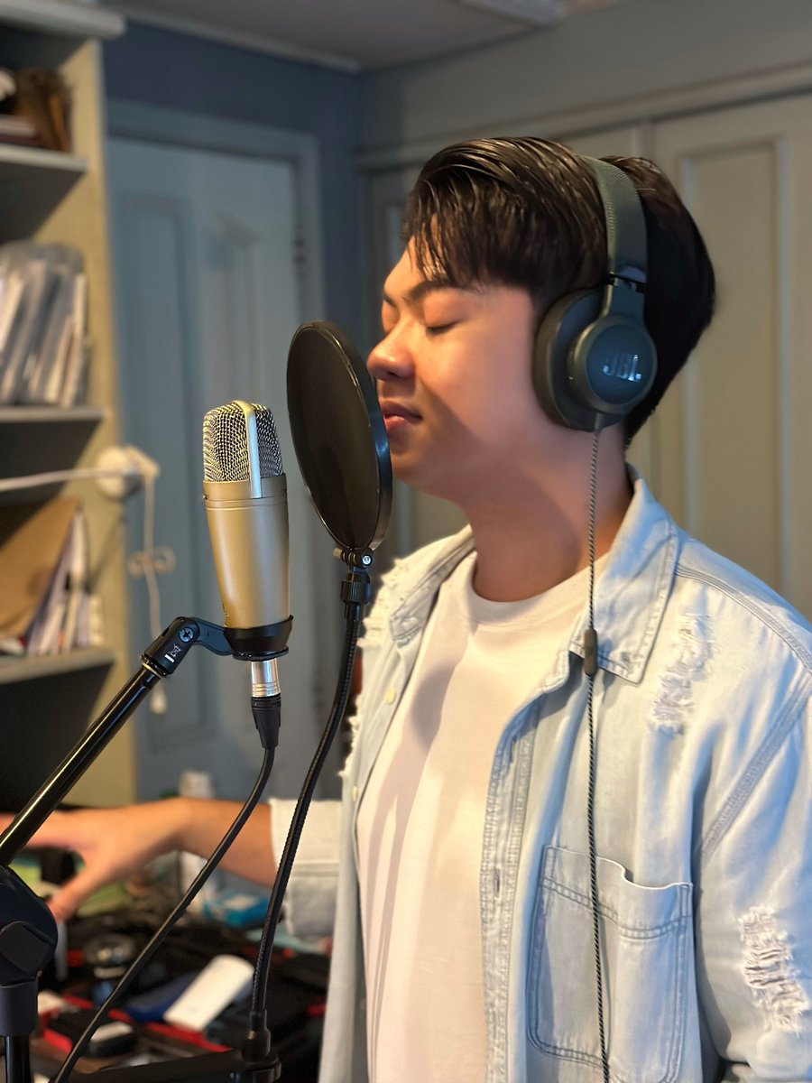 NyxNasal's tweet photo. PRE-SAVE LINK:
https://t.co/YtfFiEKTqv
#NyxNasal #Sila #OPM #SoundsofSEA
#TiktokMusikat #IGSinging #FBReels #Shorts https://t.co/lgNBXaGKuj