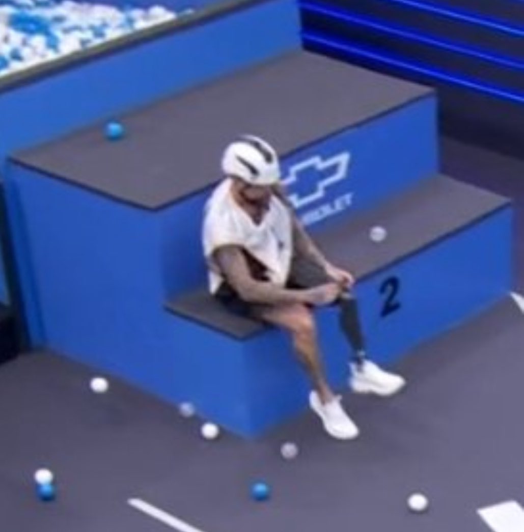 mxtheuzito's tweet photo. Yasmin: "Você (Beatriz) também achou meio injusto com o cara essa prova? Acho que não ficou acessível pra todo mundo".

Yasmin sobre o Vini ter dificuldades para realizar a prova. 🥺 #BBB24 https://t.co/jXO7i7GaqW