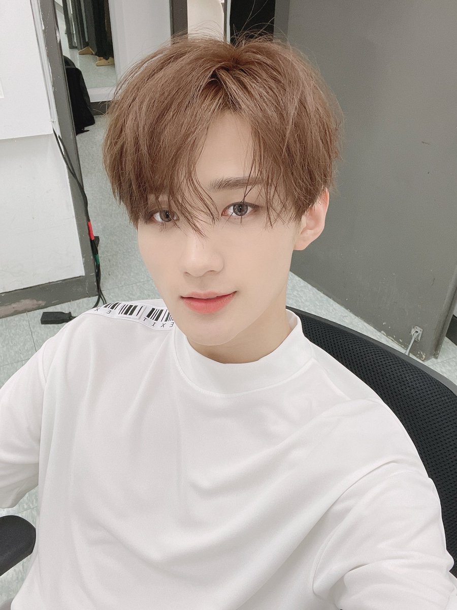 by_verivery's tweet photo. [#용승]       

경)🎉베리베리 용승 5살🎉(축

#YONGSEUNG #베리베리 #VERIVERY https://t.co/hxQGQ7oN6U