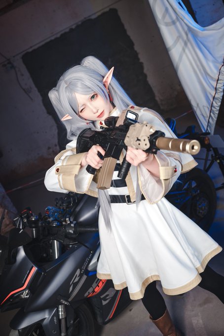 Twitterのコスプレ画像16