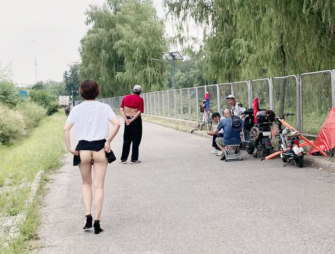 Cosplaysexx's tweet photo. App mới Uy Tín, các bạn trẻ có thể kiếm mỗi ngày 80k-150k kiêm thêm tiền ăn vặt nhé Bấm vào link tìm hiểu rồi chơi cũng được nè @@ Em đang chơi và thấy rất ok ạ
https://t.co/AQMrhTIR7L https://t.co/r1gNp6DA4Q