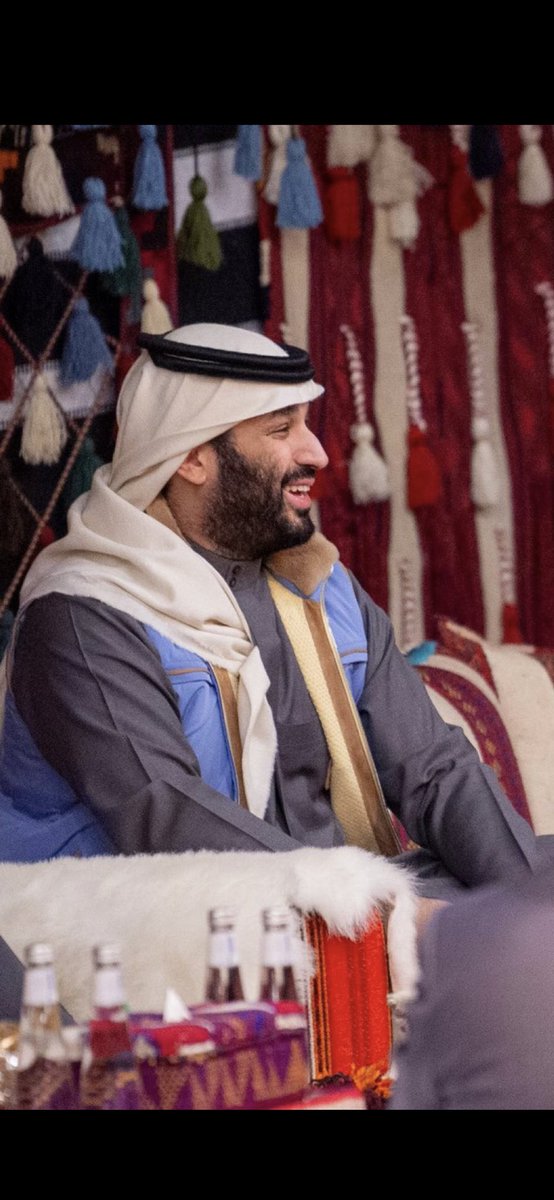OxKd231's tweet photo. #ولي_العهد_الامير_محمد_بن_سلمان
الله يرزقني بحظ المصور بمقابله وسلام عليه الله يطول بعمره ويديم علينا الأمن والأمان 💚💚 https://t.co/dOhCVuZWGj