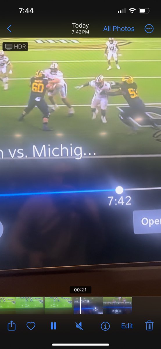P360gaming's tweet photo. @tsauce7 Here was that explosive play by Michigan that started the drive after the UW hold that killed our explosive.. held from the snap all the way to JJs lap. https://t.co/sWDg4Q3tqV