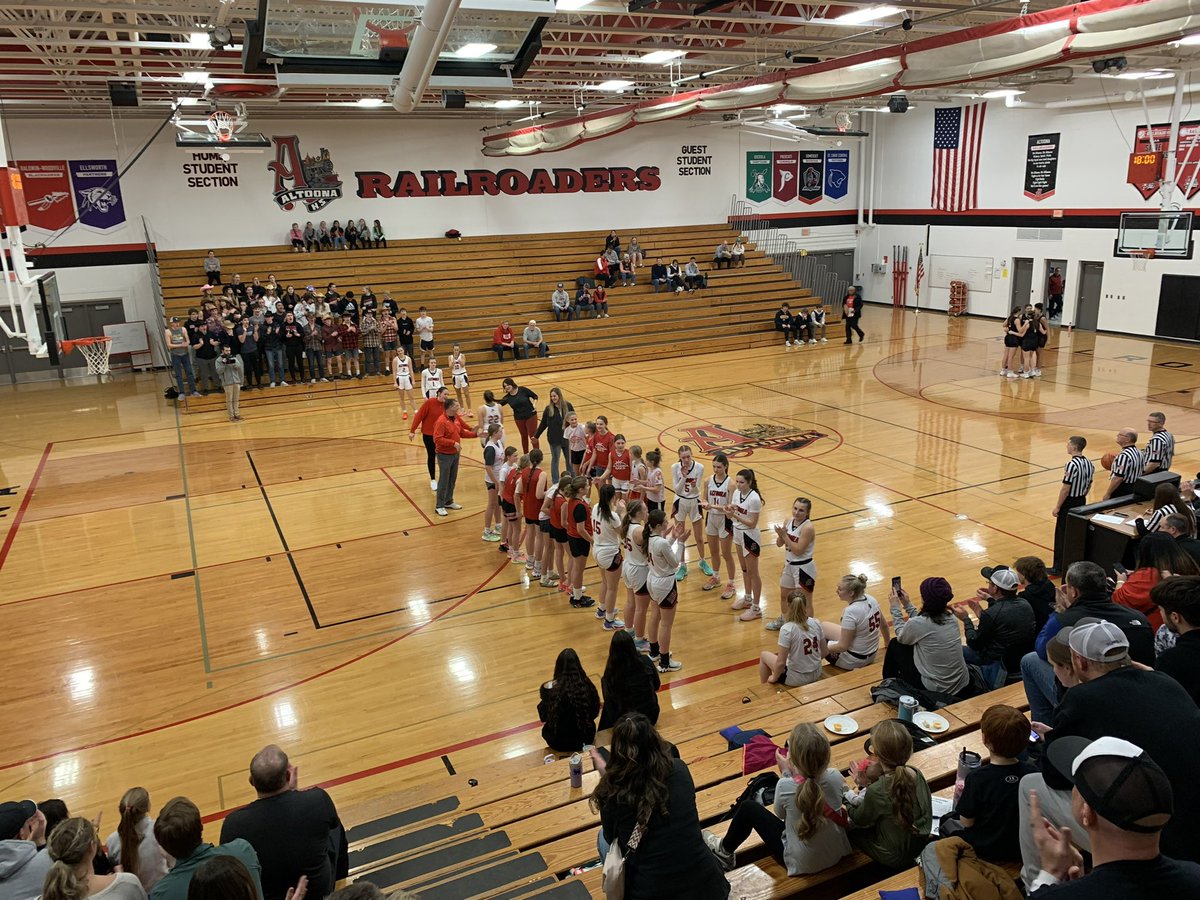 AltoonaGBB's tweet photo. 🚨 We ♥️ DEFENSE! 35-25 Win for the Rails tonight vs Menomonie Mustangs! Proud of the effort & heart from every player!
🤩6th Gr Front Court Team sharing the game night fun w/us brought ENERGY & reminded all of us WHY WE DO WHAT WE DO! #Nothing4Granted #PlayPresent #RailsWay🫶🏼 https://t.co/uXUb7y3JXc