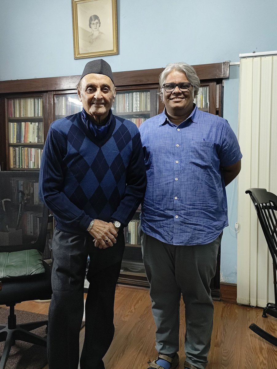 Recorded an interaction with Dr. Karan Singh. But this time, we were not talking about Kashmir or politics, instead on the environment, Indira Gandhi and how the tiger became the national animal instead of the lion. Coming soon as #Ecographies on @azimpremjiuniv YouTube Channel