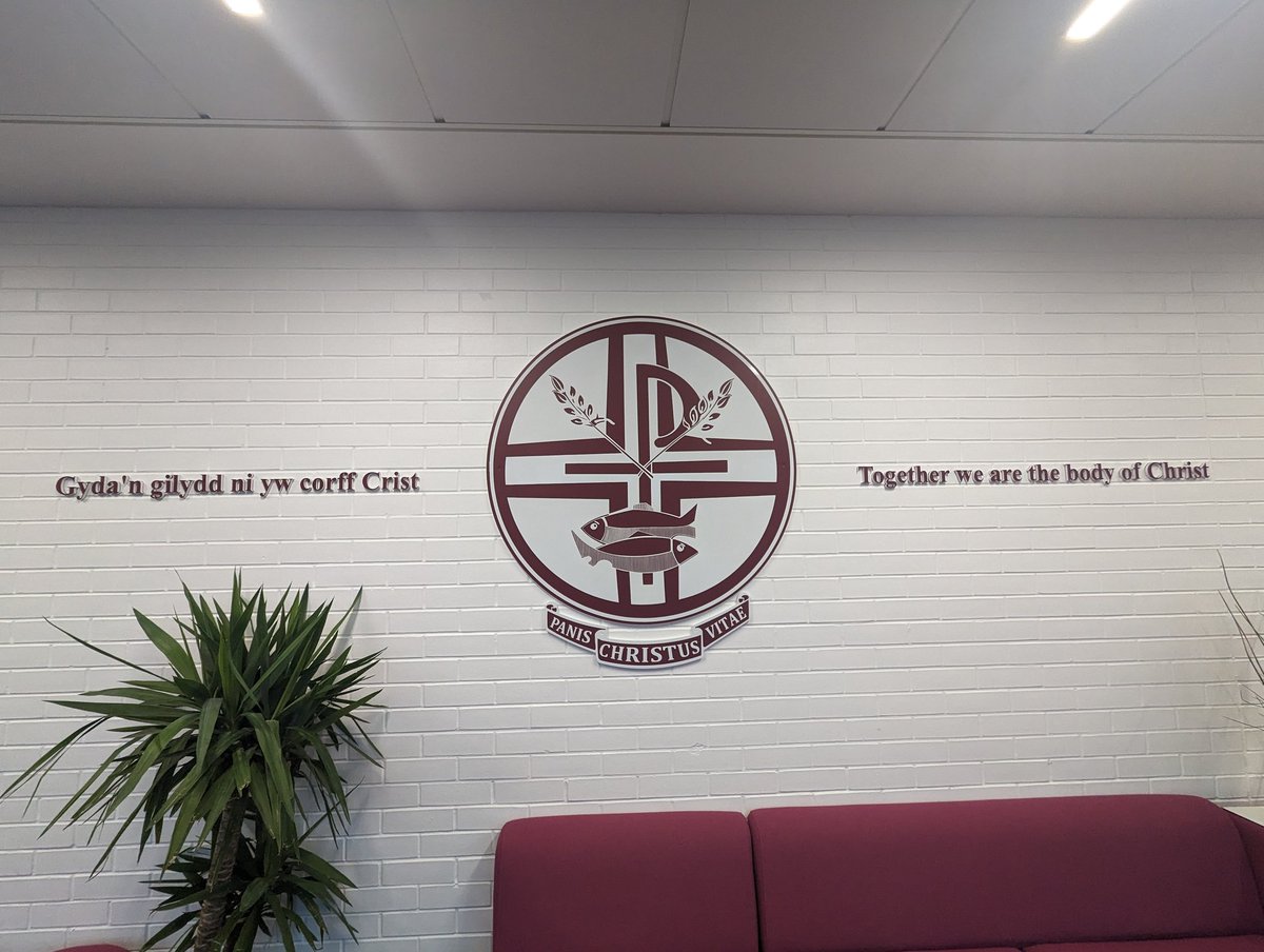 NonFirstGive's tweet image. Looking forward to delivering the @FirstGiveUK #LaunchAssembly to Year 8 students @CorpusChristiHS this morning!
So excited for them to begin their #SocialActionJourney 🌟#YoungPeopleMakingADifference