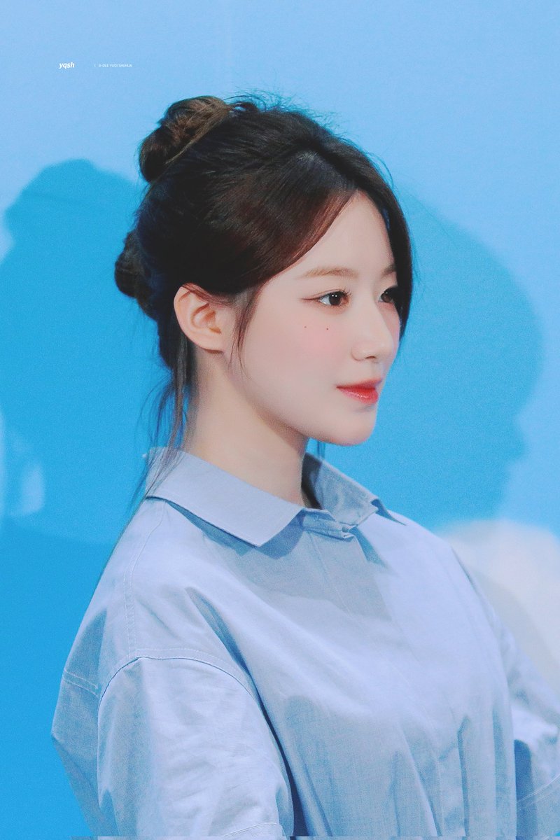 230718

#아이들 #여자아이들 #GIDLE #슈화 #SHUHUA