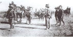 PlataformaMill1's tweet photo. #TalDíaComoHoy el 9 de enero de 1922, las I y II Banderas del #TercioDeExtranjeros iniciaban su actividad con el objetivo principal de ocupar #DarDrius, al mando del comandante #Franco y formando parte de la columna del general #Berenguer. https://t.co/B3ri1I3rEF