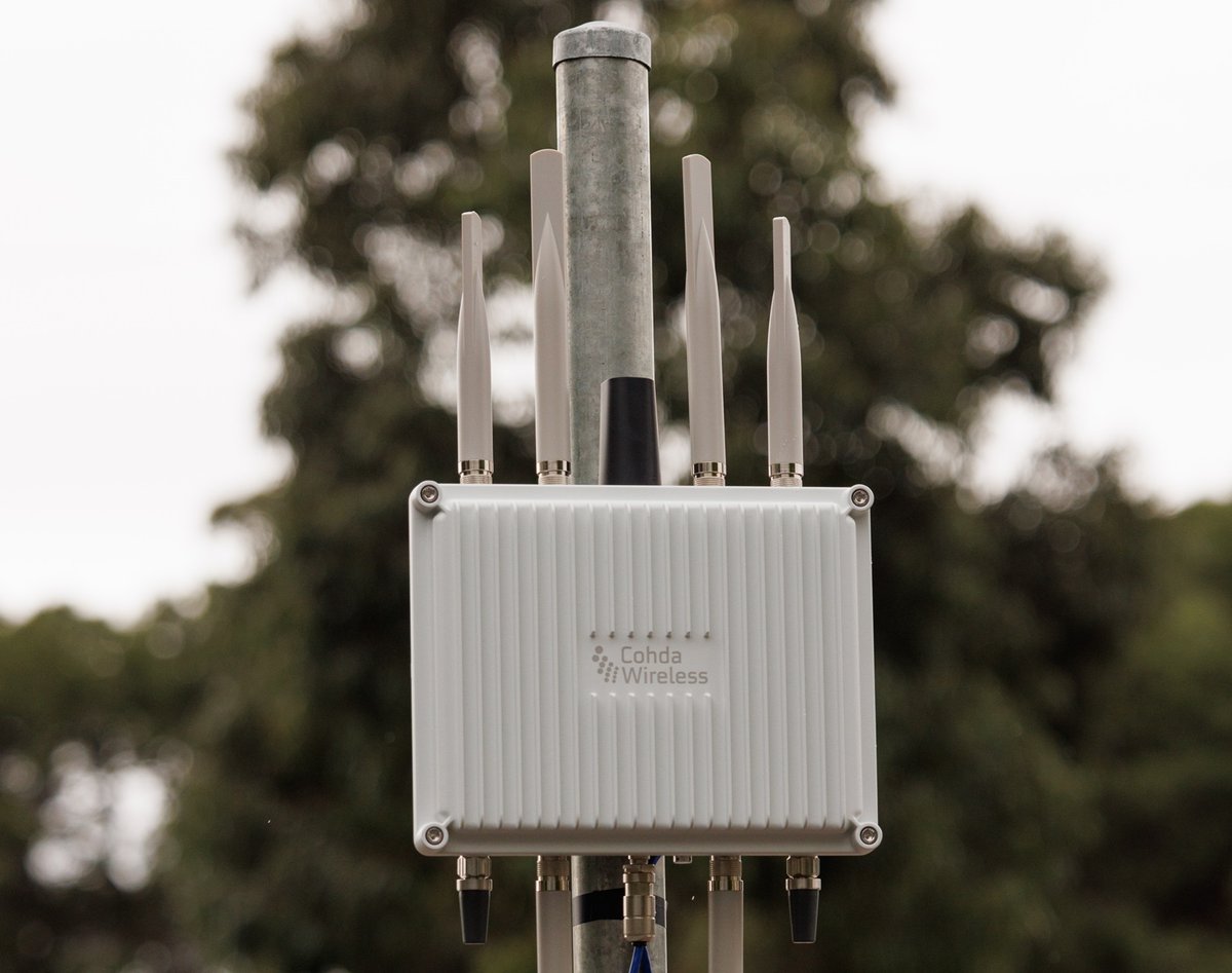👏 Congratulations to our member @Cohda_Wireless: their MK6 has been certified by the @FCC for #CV2X in the US! As a participant in the FCC Joint Waiver program, Cohda is the first to receive the green light for deployment of C-V2X technology⬇️ itsinternational.com/its4/its5/its7…