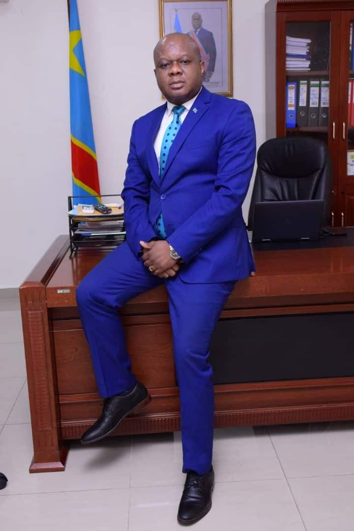 CrispinMbadu's tweet photo. Joyeux anniversaire à moi-même ! Je rends grâce à Dieu pour le don de la vie - Donum Vitae! https://t.co/FuiWD0ski8