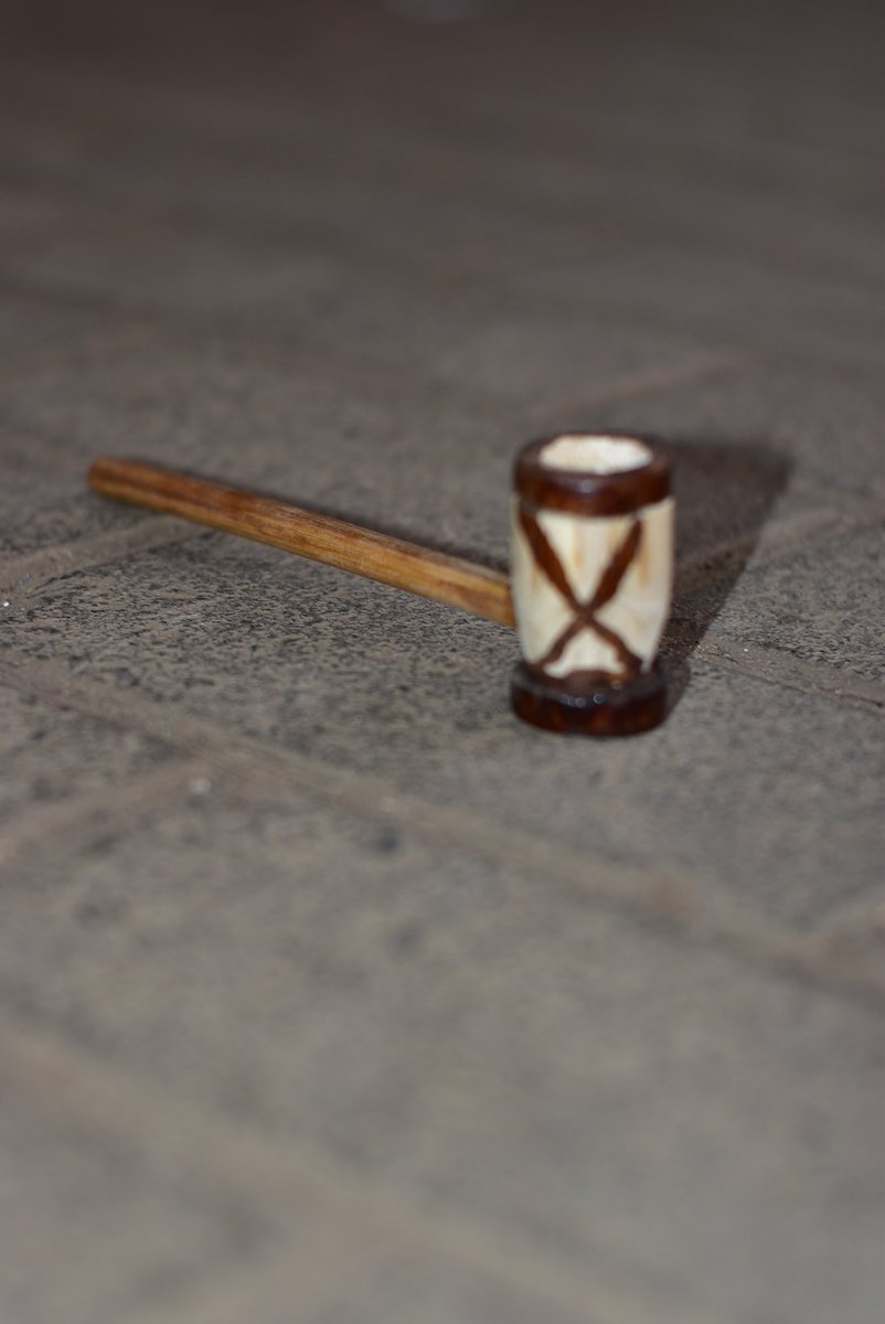 serenismoke's tweet photo. I am stuck here in Nairobi Town because Mpesa is down, imebidi nimeingia roof top nimedi where are we heading as a country?

Mpesa TB Joshua Safaricom Ruto Was Right WhatsApp KCSE Faith Odhiambo Nakuru Osoro Nairobi 
Dm @serenismoke and order your smoking pipes conveniently https://t.co/HGCxipDAQ1