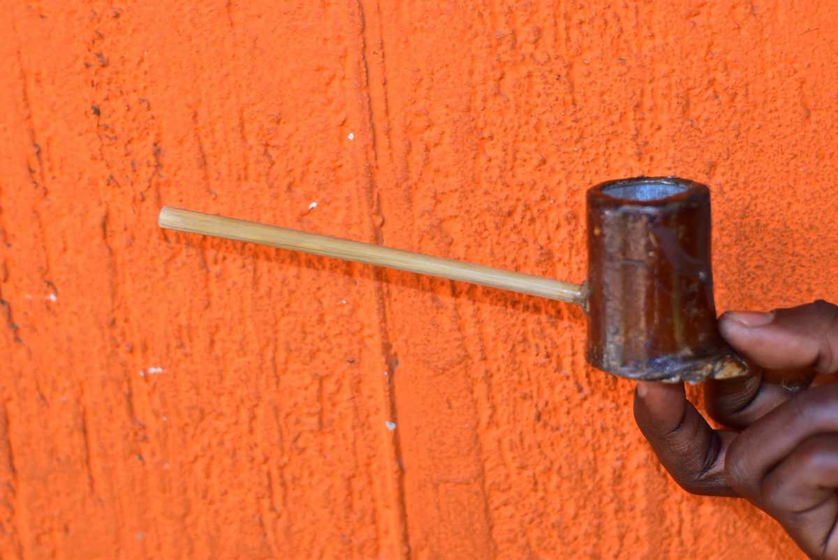 serenismoke's tweet photo. I am stuck here in Nairobi Town because Mpesa is down, imebidi nimeingia roof top nimedi where are we heading as a country?

Mpesa TB Joshua Safaricom Ruto Was Right WhatsApp KCSE Faith Odhiambo Nakuru Osoro Nairobi 
Dm @serenismoke and order your smoking pipes conveniently https://t.co/HGCxipDAQ1
