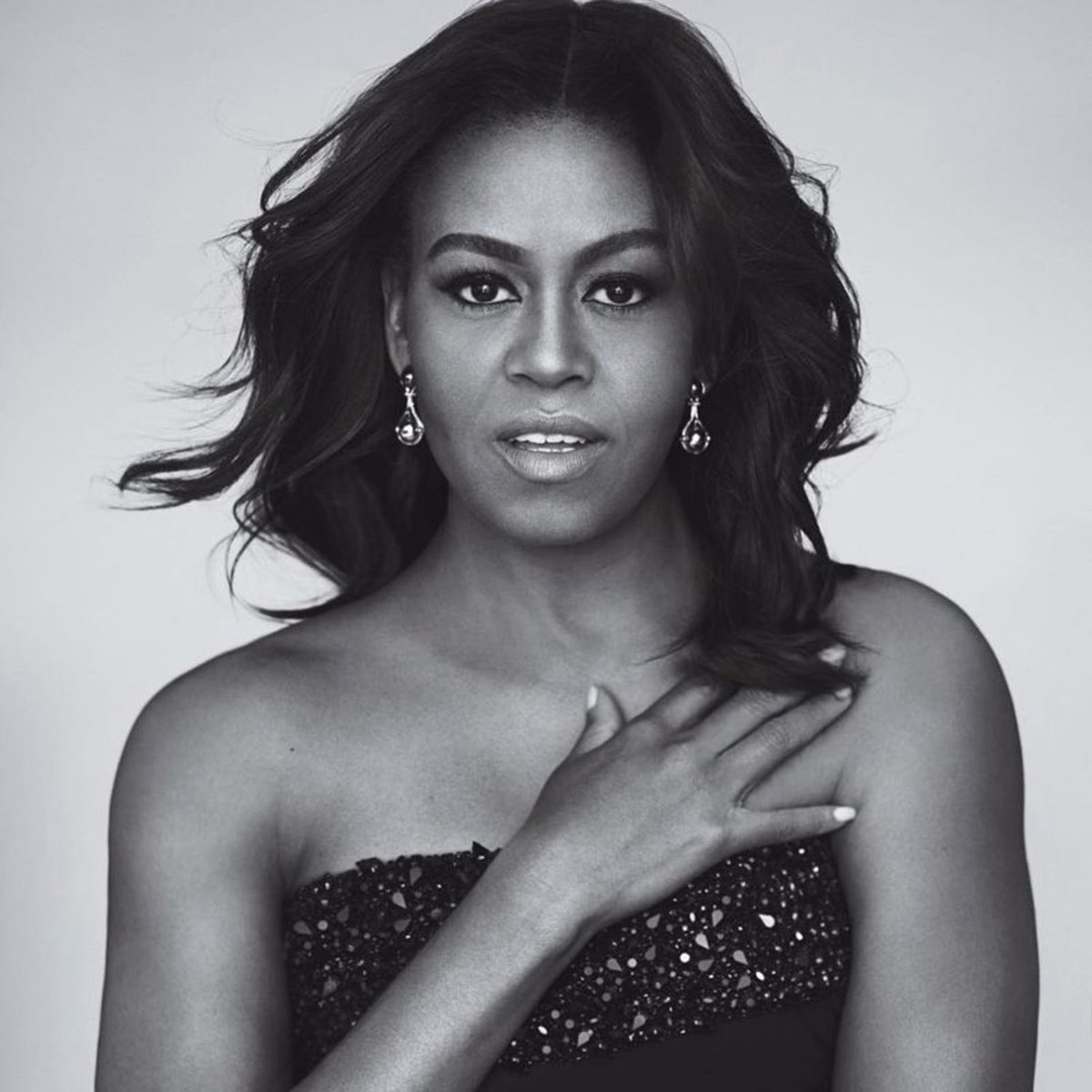 Sanexy2's tweet photo. Michelle Obama appreciation tweet

A woman of substance👸
Retweet if you love her https://t.co/AerqTWojHu