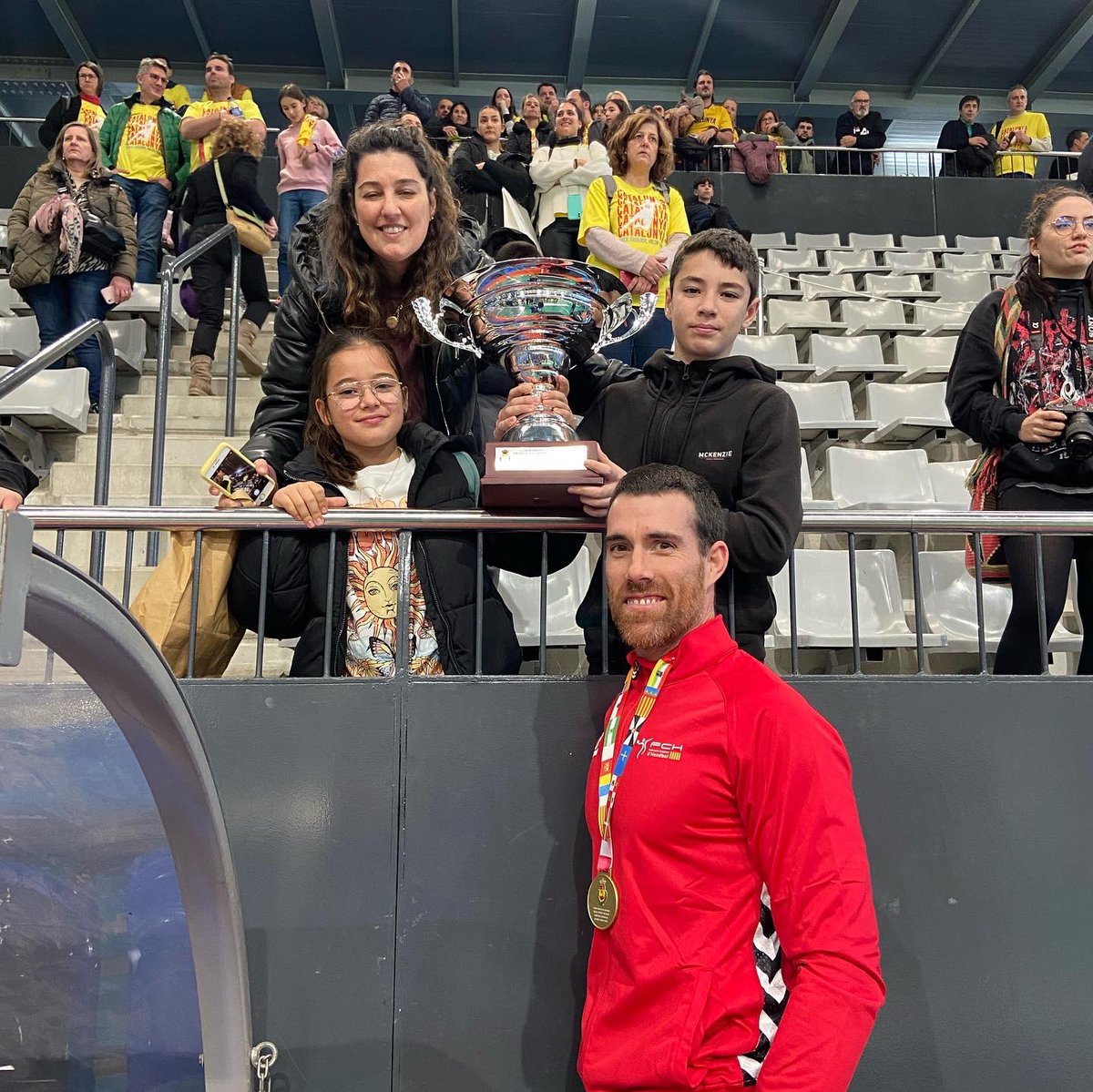 Un CESA més, altra experiència inoblidable. Equip humà insuperable. Èxit esportiu admirable. 👏🏼👏🏼👏🏼. Campions d’Espanya!! <a href="/FedCatHandbol/">Federació Catalana d’Handbol</a>