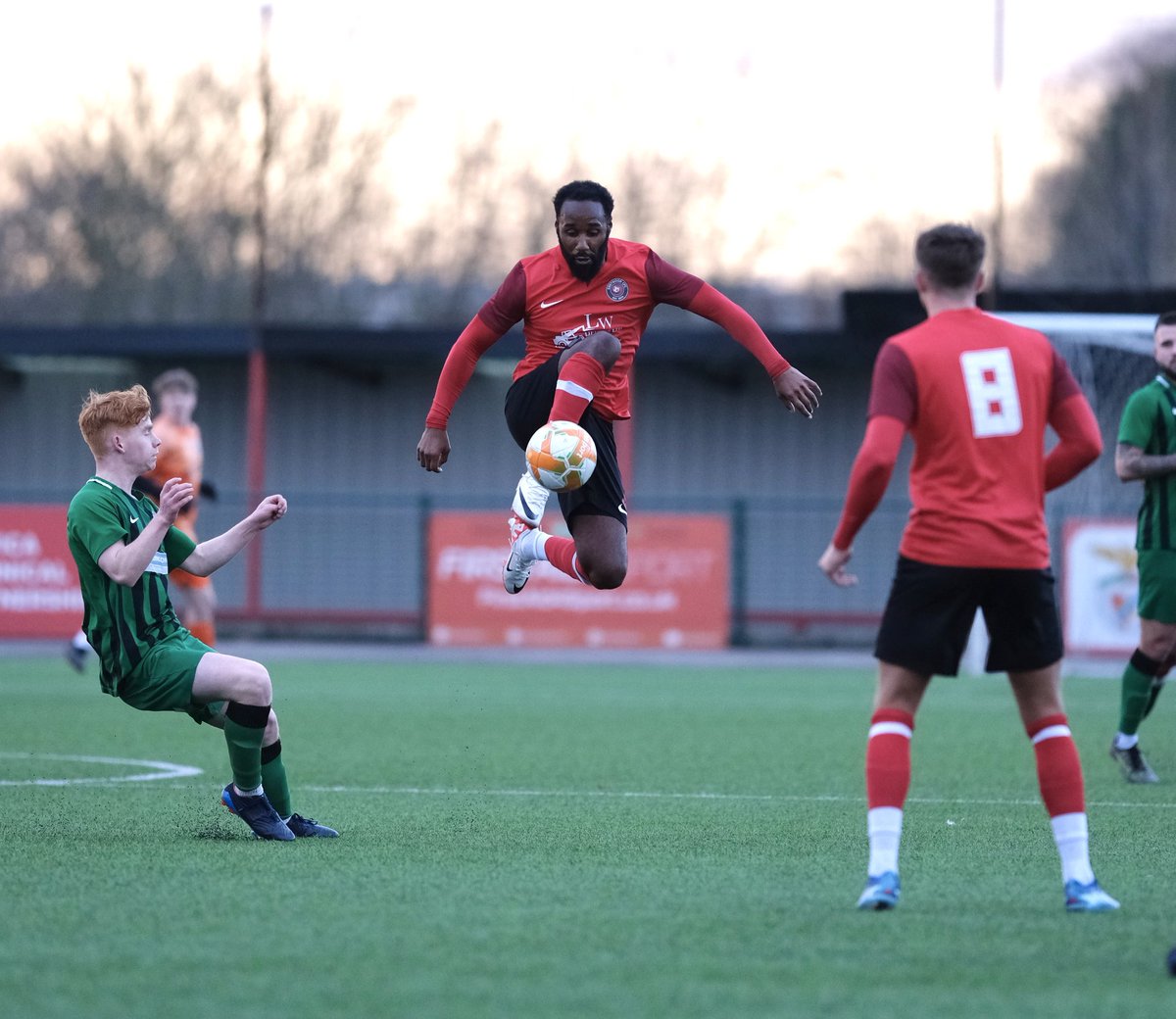 paul_bonser's tweet photo. My favourite from Eastwood cfc Belper Utd #sportsphotographer https://t.co/kWPIlZxYSV