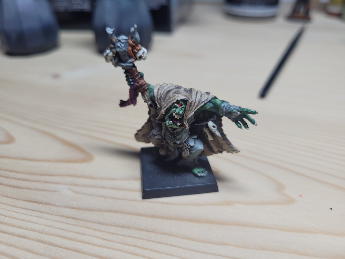 ElDorte's tweet photo. @HonestWargamer @valheffelfinger @Sixdiceskills
Yo Bois listening to the new episode of #Squarebased and i wanted to share some pictures of my Orcs and Goblins that i had in my Basement that i'm gonna dust off. #squarebassed
#WarhammerCommunity #theoldworld https://t.co/VZPBovQ9eO