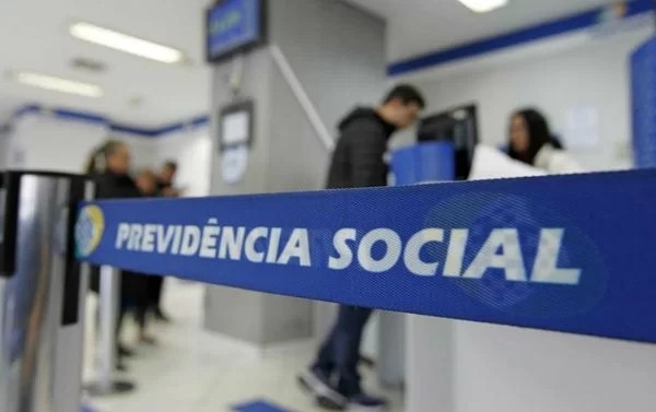 NossoINSS's tweet photo. INSS: aposentados que ganham além do mínimo não terão aumento real

Reajuste com os benefícios previdenciários do INSS deve ser publicado após a divulgação do INPC 2023, com previsão para esta semana

https://t.co/mtZMO2uzpf

#inss #aposentadoria #salariominimo https://t.co/K3ZIiRrgwc