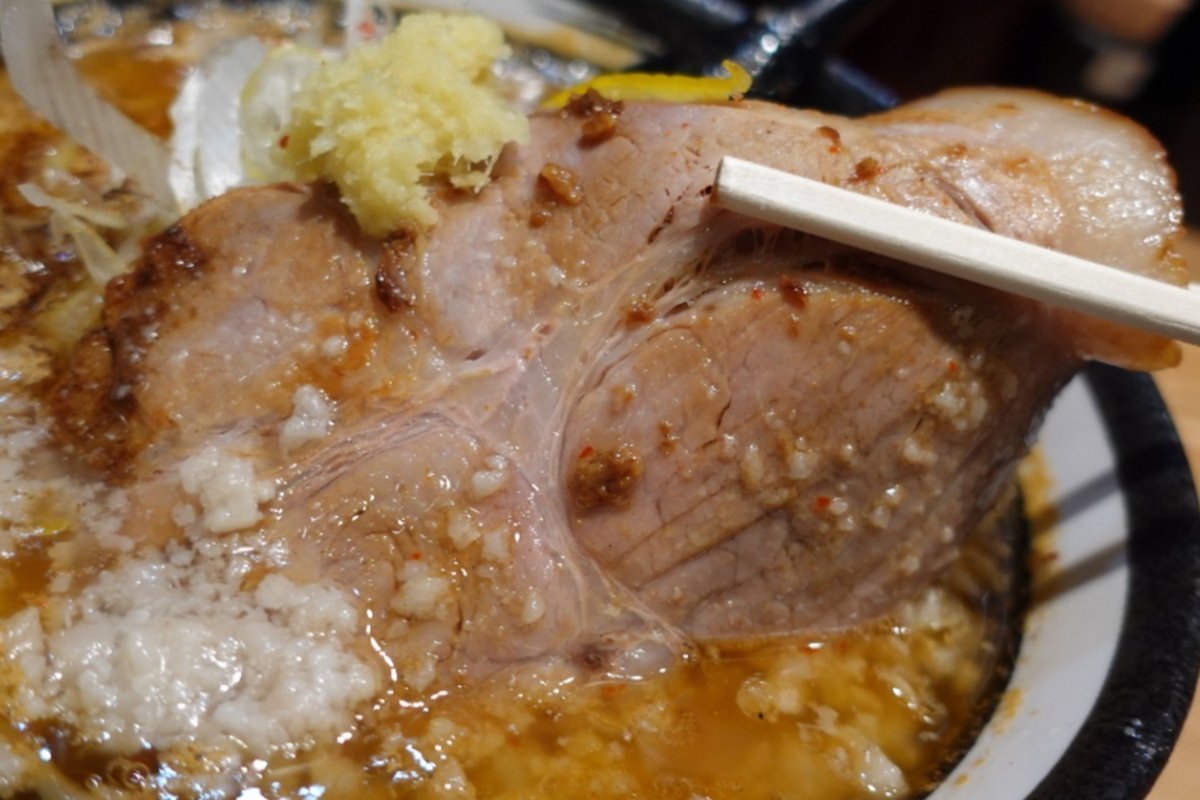 レッツエンジョイ東京 (@enjoy_tokyo) on Twitter photo 注目の“ニューウェーブ”味噌ラーメン🍜✨
「浅草 熟成味噌らーめん のりあき・美々」は、新潟と札幌の良いとこどりをした、ハイブリッドラーメンが人気のお店。味変も楽しい絶品味噌らーめんを紹介します😋
enjoytokyo.jp/article/201649/
✒ラーメンインタビュアー/岡崎美玖さん(<a href="/aaamiku39/">岡崎美玖(おかみく)🍜MC / ラーメンインタビュアー</a>) 注目の“ニューウェーブ”味噌ラーメン🍜✨
「浅草 熟成味噌らーめん のりあき・美々」は、新潟と札幌の良いとこどりをした、ハイブリッドラーメンが人気のお店。味変も楽しい絶品味噌らーめんを紹介します😋
enjoytokyo.jp/article/201649/
✒ラーメンインタビュアー/岡崎美玖さん(<a href="/aaamiku39/">岡崎美玖(おかみく)🍜MC / ラーメンインタビュアー</a>)