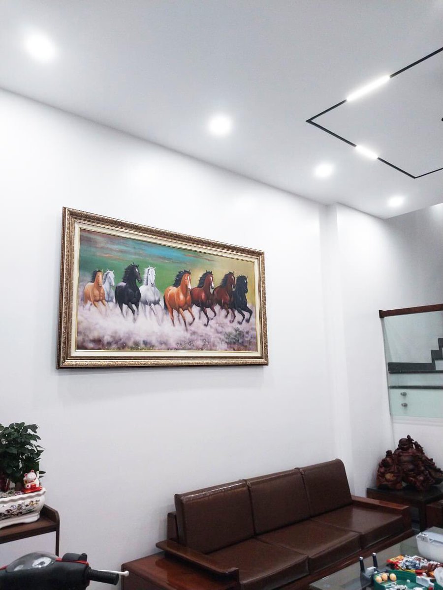 PHAMHOA98BG's tweet photo. Tranh cho khách về nhà mới https://t.co/2XQjsGYBD4