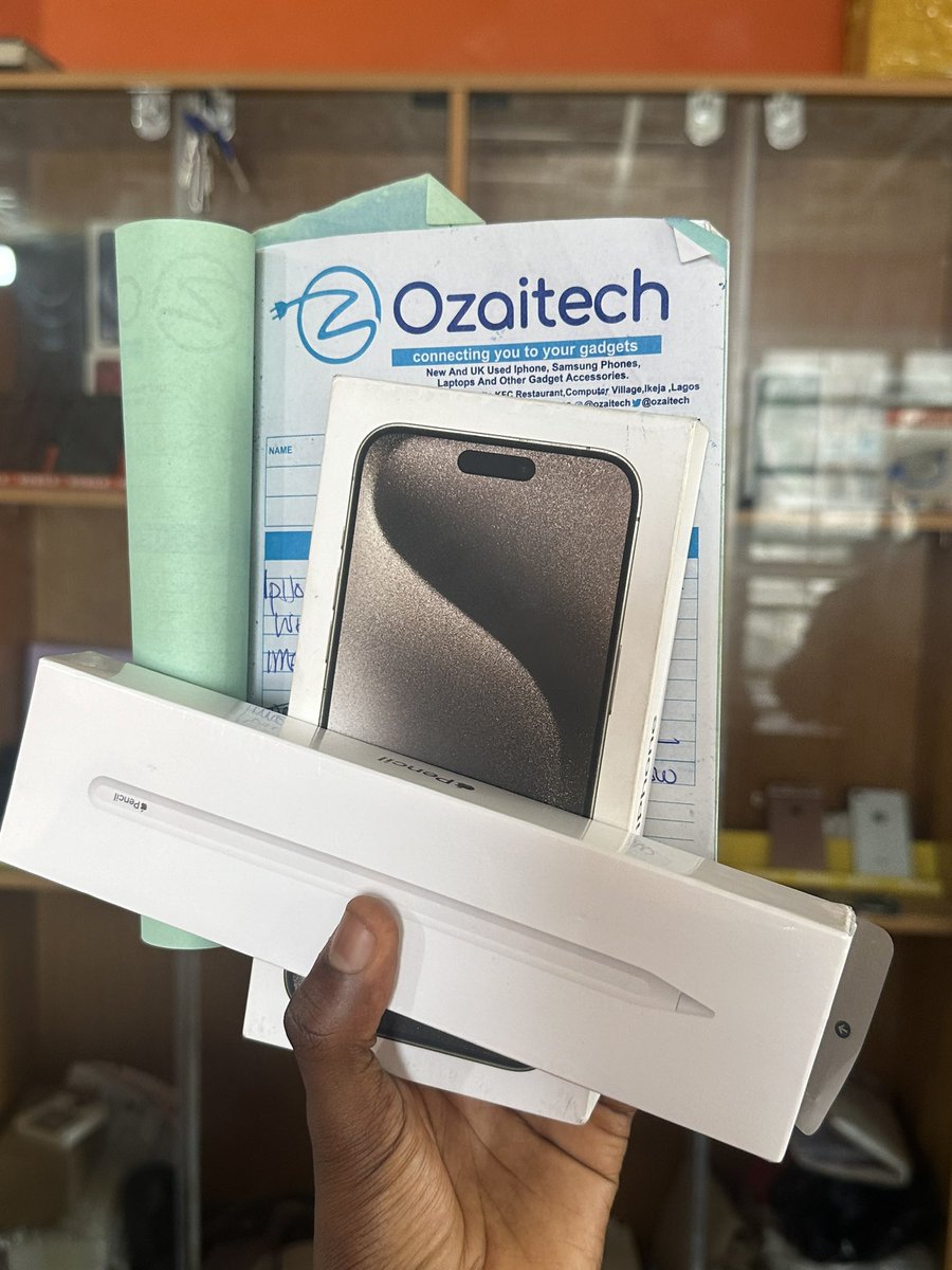 ElderGodRaiden's tweet photo. @UnclebeeOla @Ozaitech  we deal with gadget sales, and we create workspaces …… https://t.co/wVXmP4XG5F