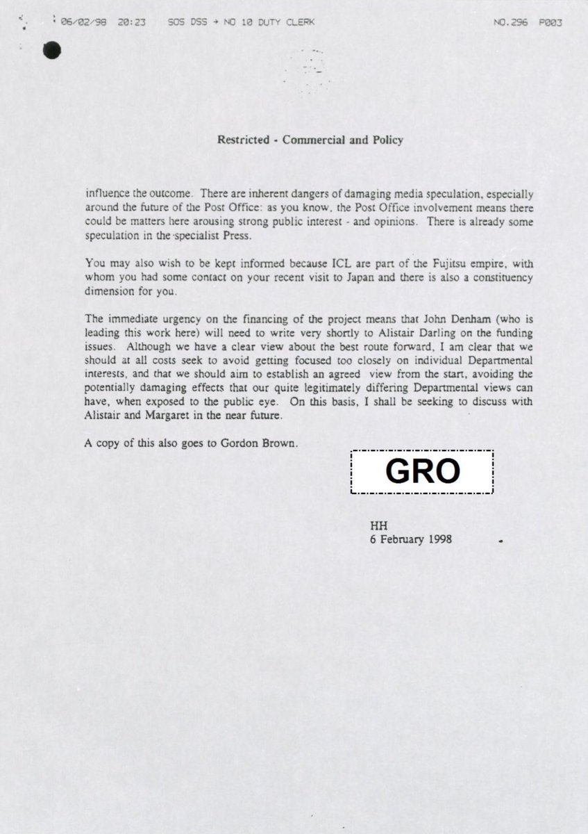joerichlaw's tweet photo. This May 1999 memo to Tony Blair from Geoff Mulgan (Downing Street Director of Policy) was copied to David Miliband, Lord Falconer and the Cabinet Office’s senior mandarins. It brands Fujitsu’s Post Office/Benefits Agency Horizon project ‘disastrous’ and speaks of ‘timebombs’. https://t.co/AGyEQ3HhM1