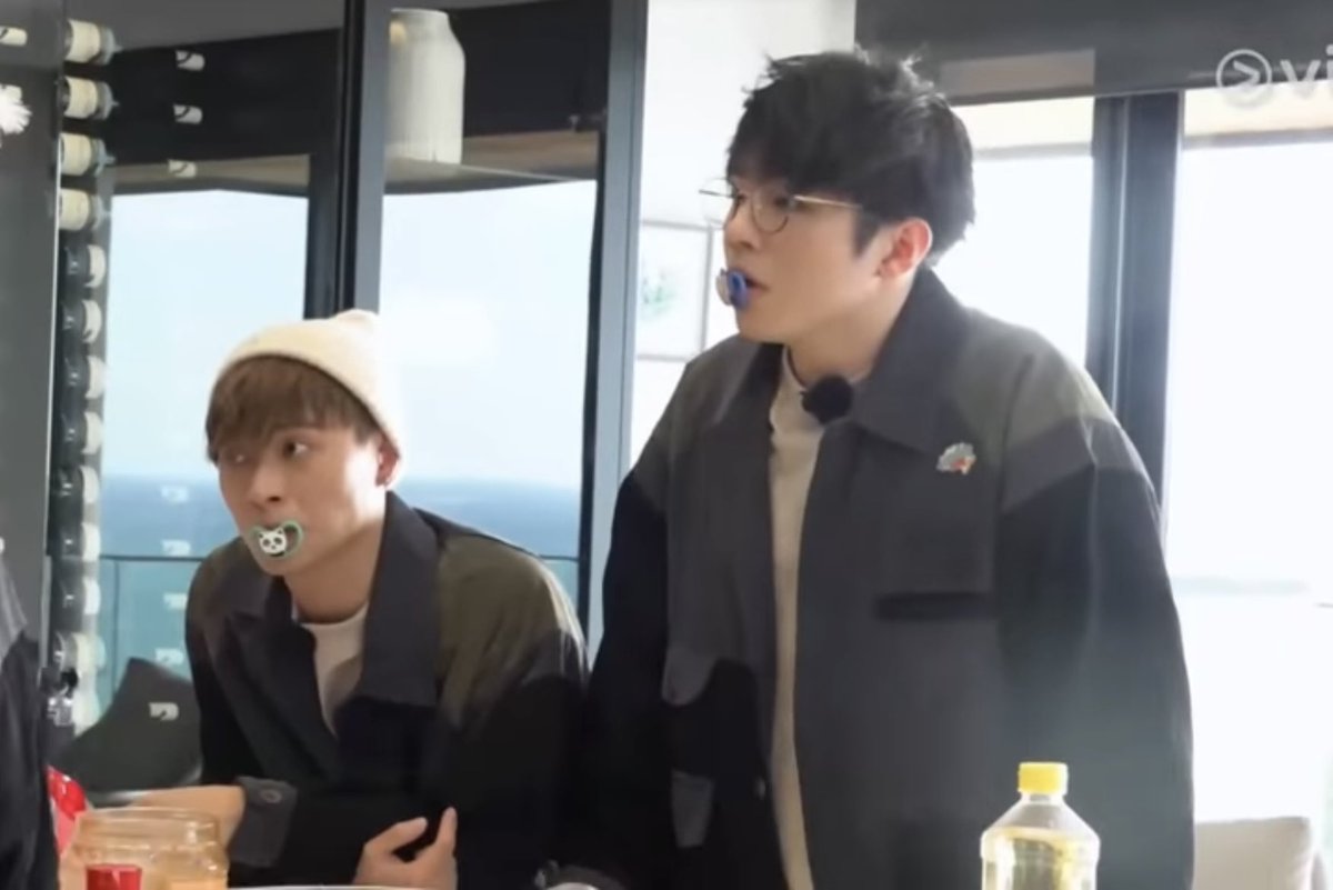 MerryTakegawa's tweet image. ローが、「今日は特別に卵を入れる😤」と言っただけで、こんなに不安になるメンバーに爆笑🤣@MIRROR_weare #mirrortime #ansonlo #ianchan #frankiechan #edanlui #jeremylee #姜濤　#日本鏡粉