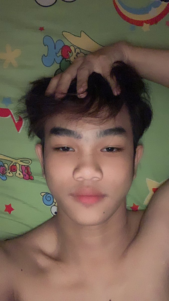 nv_bath_'s tweet photo. sorry ya aku jelek,this is colac (cowo bebelac) https://t.co/Ao8pCUhQCf