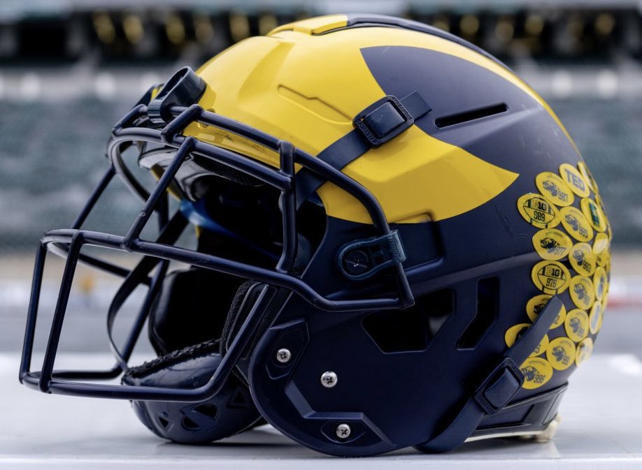 AndrewSternL's tweet image. Congratulations to @UMichFootball on becoming the 2024 @CFBPlayoff national champions! 🏆🥇 #BuiltForBattle