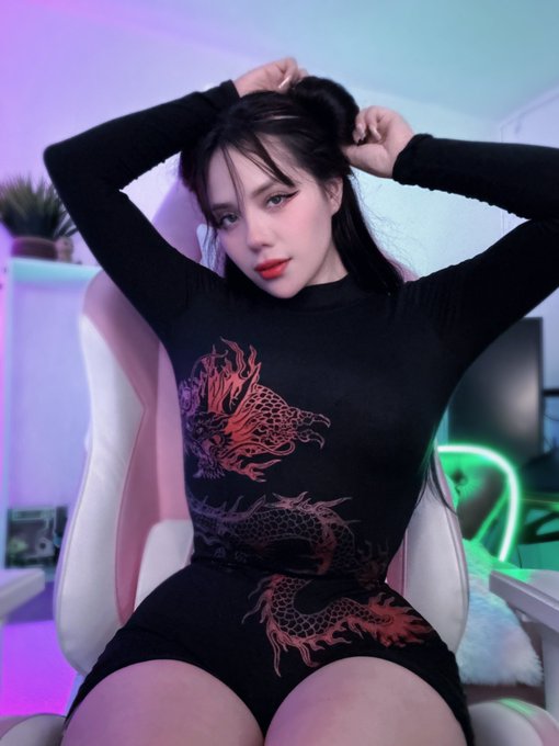 Buenas noches 🦦 https://t.co/avUvVW3oSA https://t.co/5nsmxAuPrj