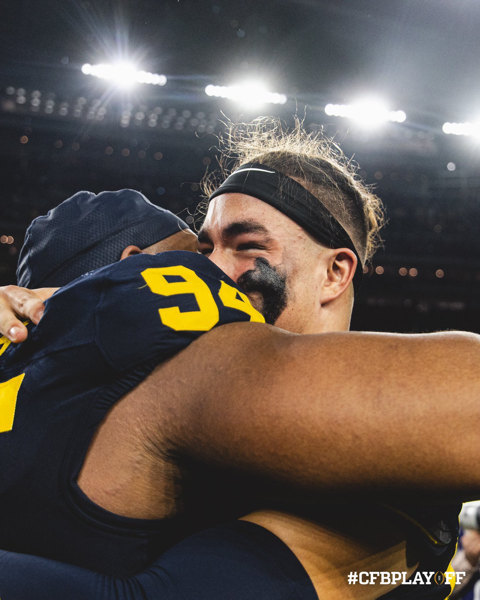 College Football Playoff tweet media