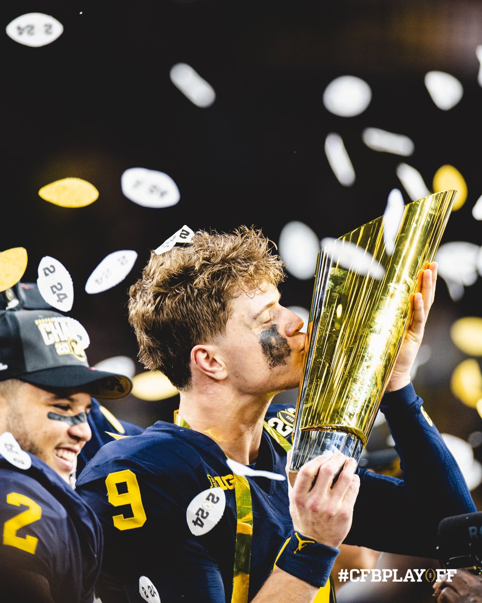 College Football Playoff tweet media