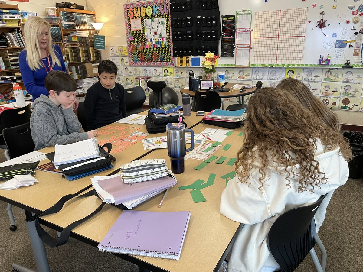 Mrs. Davidson tweet media