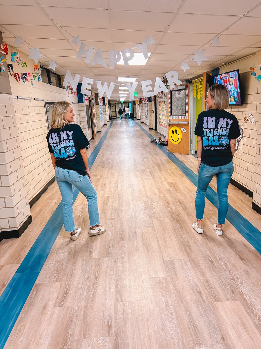 ✨ Back at it and ready to dive into my 2024 Era ✨#CCEelevate #CCEWeAreOne #RISDWeAreOne #InMy2024Era 
<a href="/MrsAshleeBaker/">Ashlee Baker</a> <a href="/MsMonty3rd/">Kim M</a>