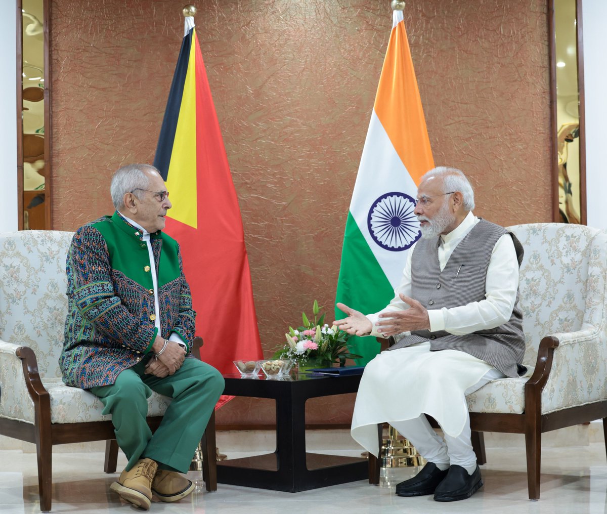 Had an excellent meeting with President @JoseRamosHorta1 of Timor-Leste. The fact that our meeting is taking place in Mahatma Mandir, Gandhinagar, makes this meeting even more special considering Gandhi Ji’s influence on President Horta’s life and work. We discussed ways to