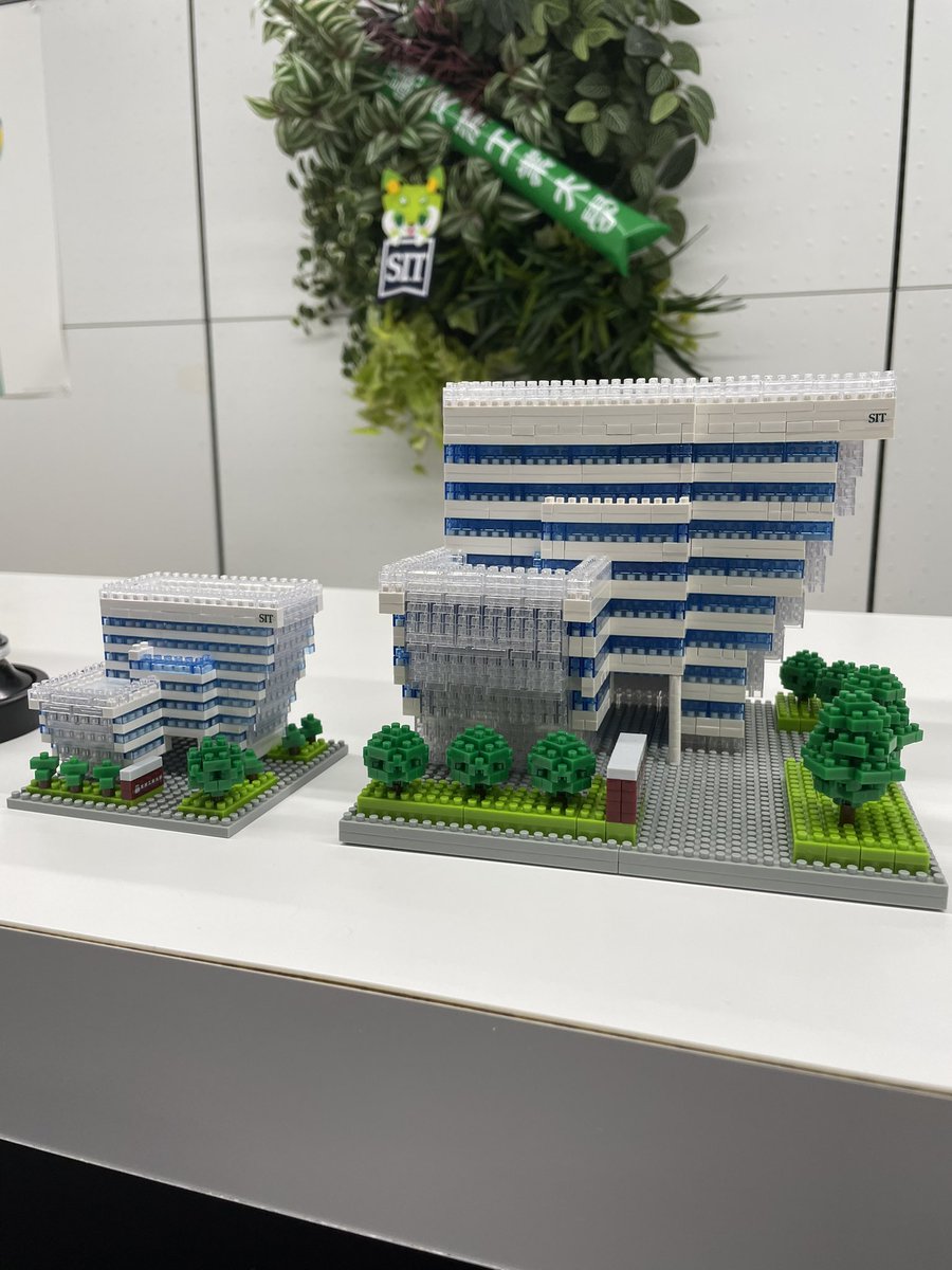 豊洲本部棟ナノブロックを10倍サイズに！！💕 ＼ 本部棟ナノブロックを10個分組み合わせた猛者が現れましたww ナノブロック を10倍にしたら、もはやレゴなのでは….?