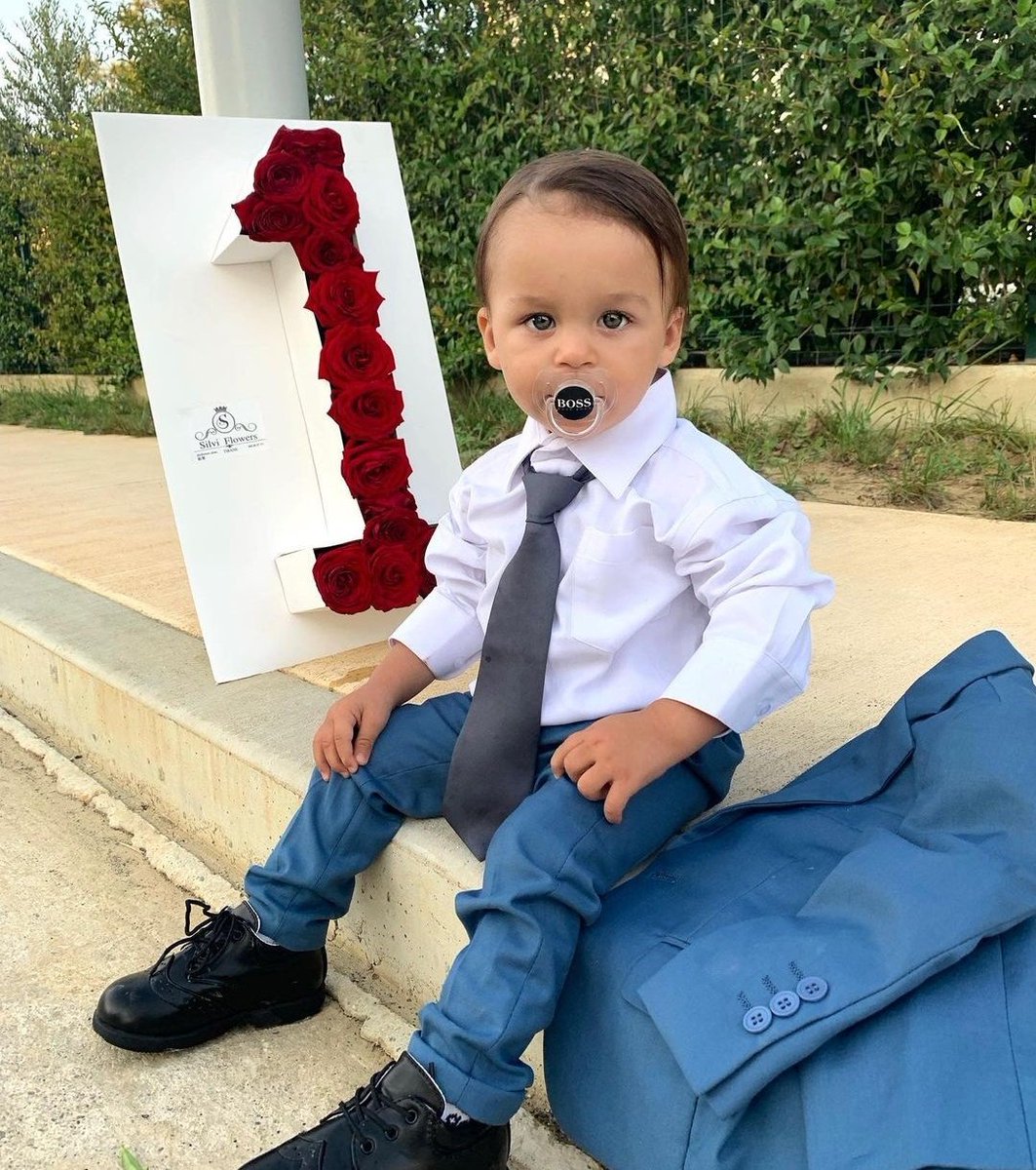 Jennings and Mehmed at their 1st birthday. Our beloved princess and prince already one year old 🥰🎂🎊🎉🎁🥳