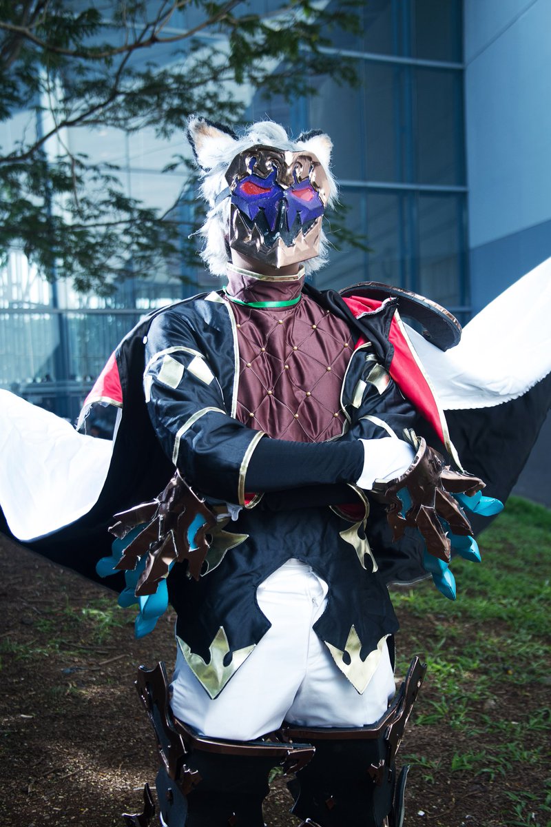 " シスだ。十天衆……そんな名称など、ただの飾りに過ぎん "

" I'm Seox. "Member of the Eternals"... a title like that is nothing more than decoration. "

Taken at Comifuro

📸 by <a href="/f/">Fred Oliveira 🧠</a>.pupu

#cosplay #granbluefantasy #gbf #seox #seoxcosplay #gbfcosplay
#cygames