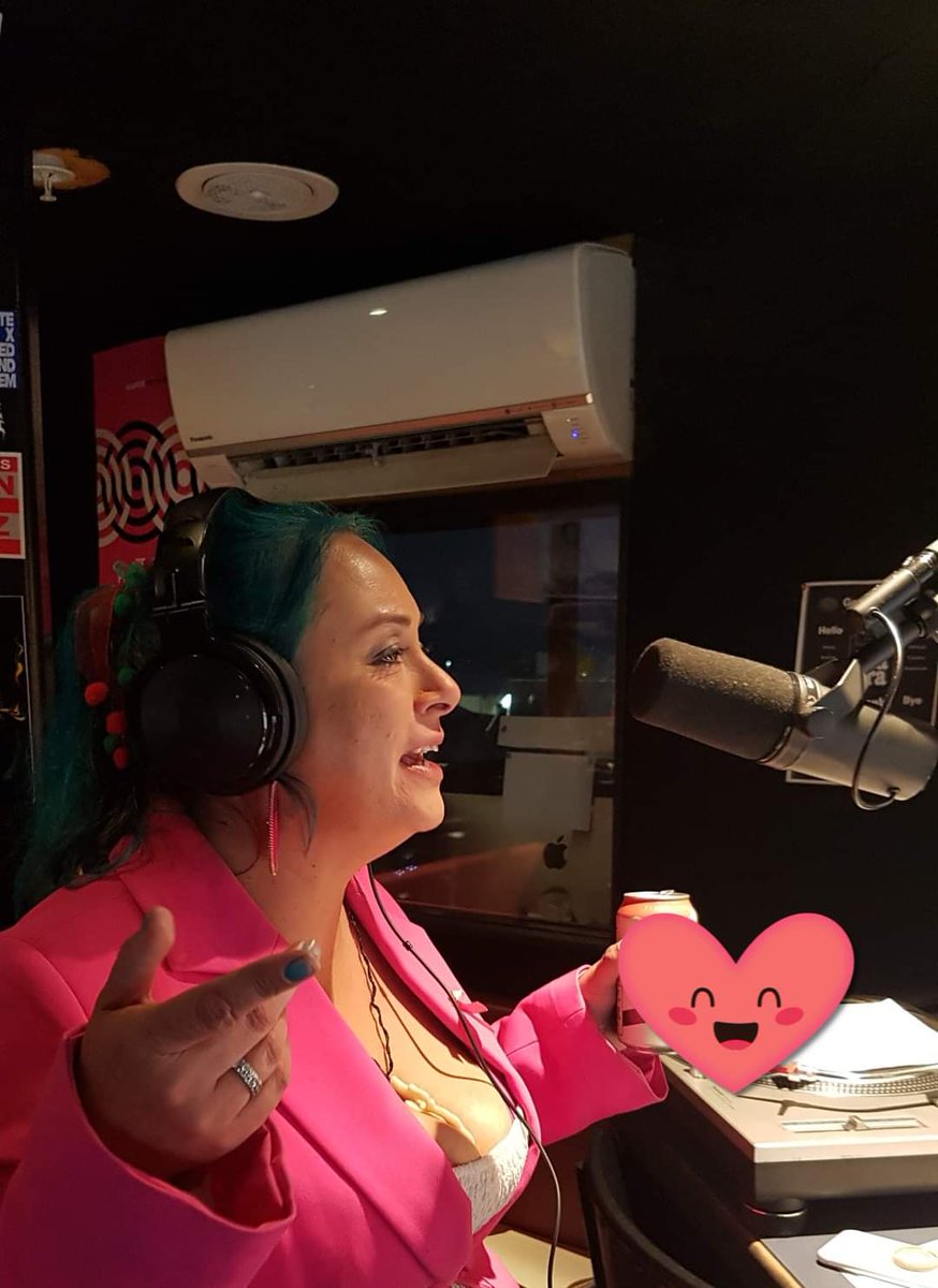 rubykushmusic's tweet photo. On the Miri Mixer on @rdu985fm before Christmas #rubykushmusic #mirimixer #djglobal #rappert #jahthejestah #rdu #radio #nzonair #nzmusic #chchcreatives #maoricreatives #hiphop #po https://t.co/edngt80Etv