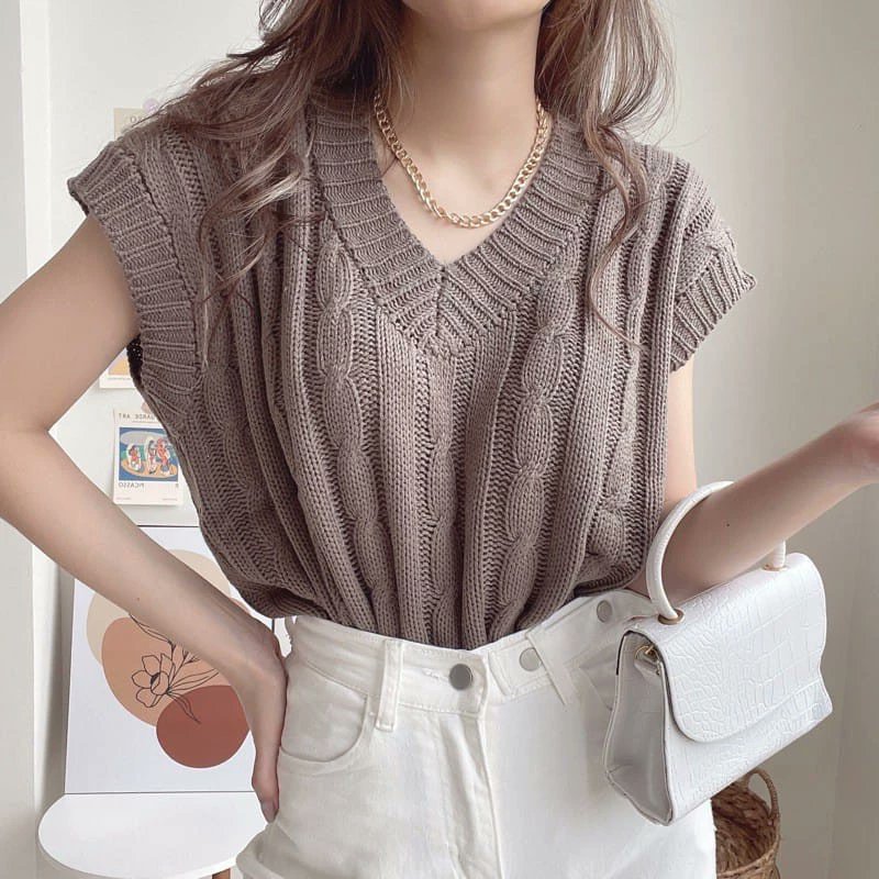 smilepotaetou's tweet photo. vest knit

a thread https://t.co/f8TFPCTEfA
