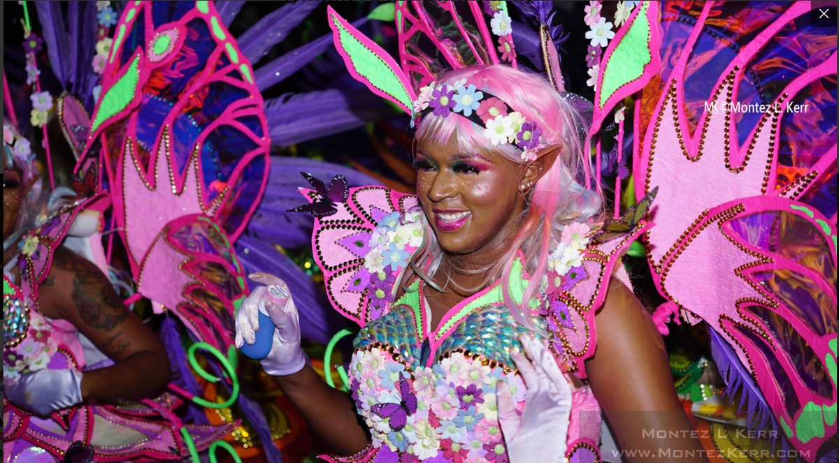 Boxing Day 2023 Junkanoo Parade #streetphoto #candid #streetphotography #portrait #streetpotrait 🇧🇸#Bahamas #AYearForArt #BuyIntoArt #junkanoo #bahamas #TheBahamas #boxingday #nassau #Christmas 𝐒𝐄𝐄 𝐈𝐓 𝐇𝐄𝐑𝐄 --->rebrand.ly/a2asgjw