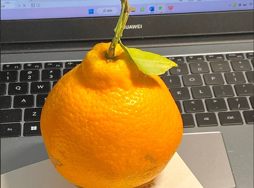 I love having this fruit next to me while working, because I was sleepy🥱LoL .